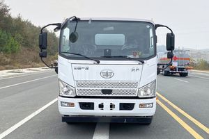 รถบรรทุกน้ำมัน FAW 4x2 ขนาดเล็กใหม่ 5 ลูกบาศก์เมตร ตัวถังอลูมิเนียมอัลลอยด์ สำหรับบรรทุกน้ำมันดีเซลและเบนซิน - Product Image 3