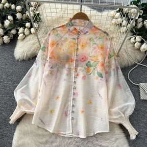Ensemble élégant et décontracté pour femme : haut imprimé floral respirant à manches lanternes boutonnées et jupe longue en maille taille haute - Product Image 5