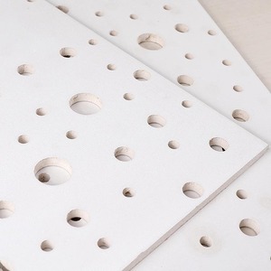 Pannelli in <span class=keywords><strong>Cartongesso</strong></span> Perforato <span class=keywords><strong>per</strong></span> Controsoffitti Acustici, Piastrelle Decorative <span class=keywords><strong>per</strong></span> Materiali Edili Commerciali su Larga Scala - Product Image 4