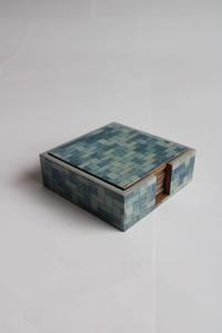 Ensemble de sous-verres en résine et émail écologiques avec des blancs personnalisables et des tailles d'emballage disponibles - Product Image 3