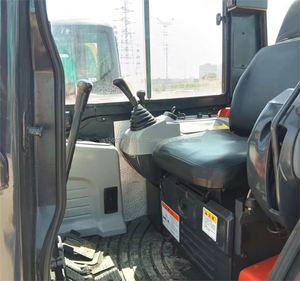 Mini-excavatrice KUBOTA KXU55 d'occasion haute performance avec composants japonais essentiels et moteur à prix abordable - Product Image 5