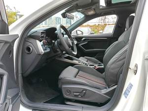 รถออดี้แฮทช์แบ็คสภาพเหมือนใหม่: 2021 <span class=keywords><strong>A3</strong></span> <span class=keywords><strong>Sportback</strong></span> Elegance, ไมล์น้อย, ระดับพรีเมียมและประหยัดน้ำมัน - Product Image 6