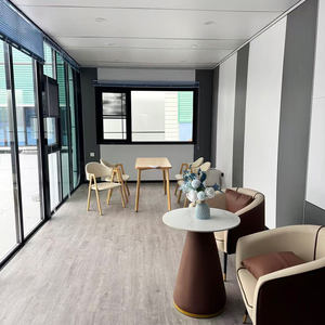 Maisonnette de luxe préfabriquée amovible avec cuisine, salle de bain et chambre, idéale pour gîte, hôtel, ou café mobile extérieur - Product Image 5