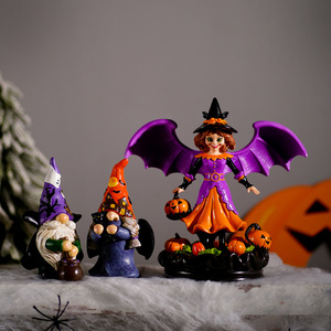 Muñeca de Bruja de Resina para Halloween con Alas de Murciélago y Calabazas, Adorno Interior para Decoración del Hogar - Product Image 1