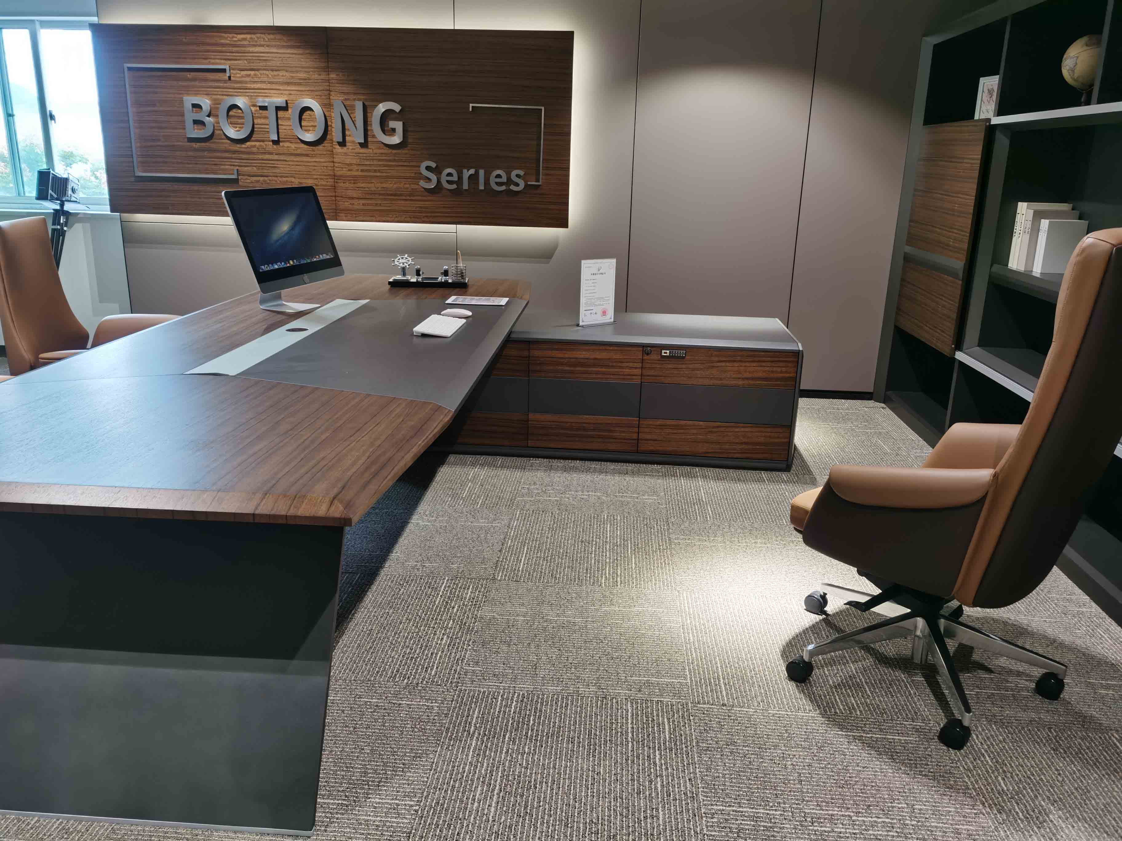 High End Modern General Manager Wood Veneer Luxurious Smart Executive Office Desk Furniture For New Building
