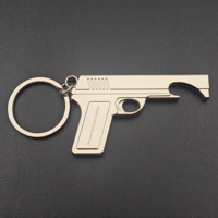 Gantungan Kunci Bentuk Pistol Logo Kustom Pembuka Botol Bir Mini Logam dengan Cincin Kunci Pistol Desert Eagle Tempat Kunci Promosi