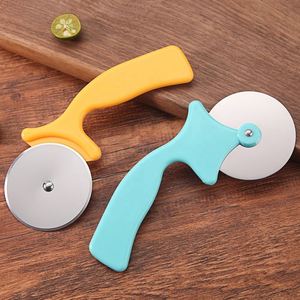 Plastic Handle Small Round Stainless Steel Pizza Wheel Knife Baking Tools Roller Cookie <b>Cutter</b> <b>Ring</b> Cut - Product Image 2