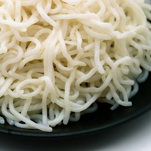 Vente de gros Nouilles <span class=keywords><strong>konjac</strong></span> shirataki à la chinoise <span class=keywords><strong>Pâtes</strong></span> de soja <span class=keywords><strong>konjac</strong></span> spaghetti à faible teneur en calories - Product Image 4
