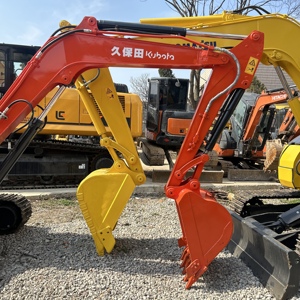 Excavatrice hydraulique sur chenilles Kubota KX155 d'occasion à haut rendement avec la meilleure qualité Kubota KX155 - Product Image 4