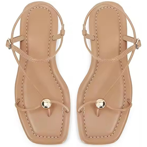 Sandales plates noires à bout ouvert pour femmes, collection Printemps-Été 2025, idéales pour les fêtes, le bureau et la plage, style tongs - Product Image 2