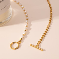 Collier de perles ERESI Collier de chaîne cubaine à boucle OT en acier inoxydable Demi-chaîne cubaine Collier connecté de demi-perles d'eau douce