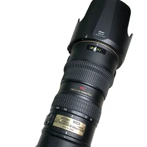 Original used digital camera telephoto lens, AF-S 70 - 200 mm f/2.8 ED VR telephoto zoom lens