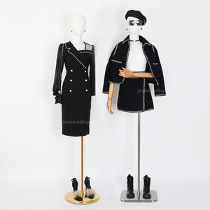 <span class=keywords><strong>Mannequin</strong></span> de forme de robe de <span class=keywords><strong>buste</strong></span> féminin enveloppé de tissu d'affichage de luxe <span class=keywords><strong>avec</strong></span> des <span class=keywords><strong>bras</strong></span> réglables en bois - Product Image 2