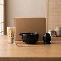 Ensemble de bols à matcha en céramique faits à la main, écologiques, de style Japandi, avec bec verseur pour les outils de préparation du matcha