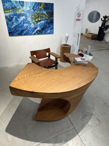 Bureau de travail moderne en forme d'arc, bureau d'ordinateur ergonomique incurvé, table d'étude en bois massif pour le bureau à domicile - Product Image 4