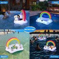 Plateau flottant gonflable Nuage Arc-en-ciel avec lumières LED, porte-boissons et bar à glaçons pour soirées piscine nocturnes - Vente en gros