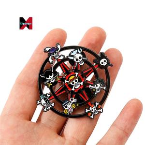 Badge en métal One Piece d'anime japonais, broche en alliage de crâne, décoration de sac - Product Image 4