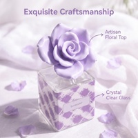 Fabricant OEM de diffuseurs à bâtonnets en plâtre faits main avec fleurs décoratives, collection de parfums aux fleurs en plâtre.