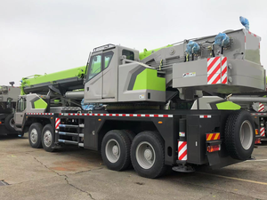 Prix de vente direct usine : Grue montée sur camion 110 tonnes ZTC1100R653 – Nouvel équipement de construction pour la réparation - Product Image 3
