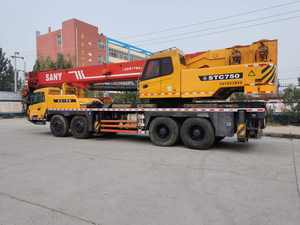 Camión grúa Sany usada de alto rendimiento 75Ton Stc750 Stc500 Stc1000 Scc500 Stc200 Stc600 Camión grúa en buenas condiciones de trabajo - Product Image 4