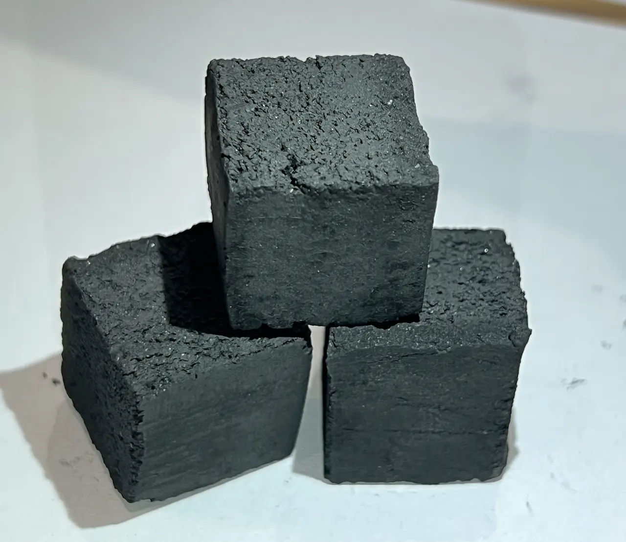 פיירמקס הגעה חדשה פגז קוקוס קוביית פחם קוקו ללא עשן מוצק שישה brquettes קונים באירופה