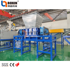 Broyeur de déchets plastiques de petite taille 2500 kg/h, machine de recyclage des déchets plastiques - Product Image 2