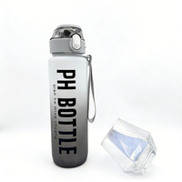 Bouteille d'eau portable en plastique colorée anti-fuite de 32oz/350/500/750/1000ml avec paille pour le sport et la gym