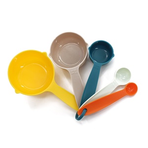 Juego de 10 <span class=keywords><strong>Tazas</strong></span> y Cucharas Medidoras de Plástico Multicolor, Ecológicas, con Escalas para Medir Líquidos y Sólidos, Venta al Por Mayor - Product Image 4
