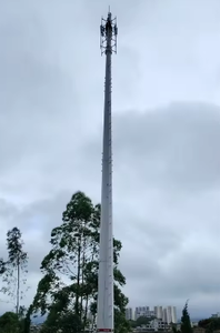 Hochwertiger Einzelrohr-Turm Telekommunikations-Monopolmast Selbsttragender WLAN- & UKW-Radioantennenmast - Product Image 2