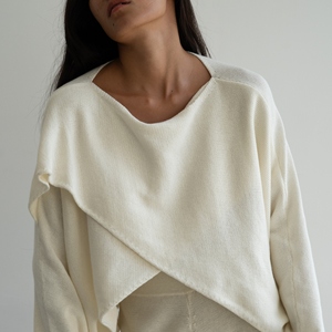 ODM OEM Round Neck Long Sleeve Loose Fit Irregular Knitted Cotton Women Sweater Front Cross <strong>Wrapped</strong> <strong>Jumper</strong> - Product Image 3