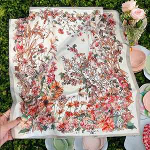 Pañuelo de Seda 100% Morera, Elegante, Vintage, con Diseño Floral, Estilo Lujoso, Cuadrado, Versátil, para Todas las Temporadas - Product Image 2