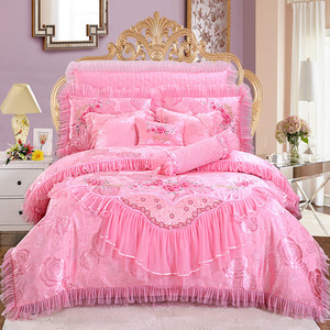 Romantic Pink Cartoon Wedding Four-Piece Comforter Set Lace Ruffle Heart Embroidery 400TC Polyester/Cotton Durable <strong>Bed</strong> - Product Image 6