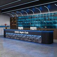Comptoir de réception commercial moderne avec éclairage LED, logo personnalisé, comptoir de bar carré en bois de luxe pour club, salon, hôtel