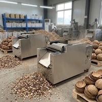 Machine industrielle de découpe de copeaux de coque de noix de coco sèche