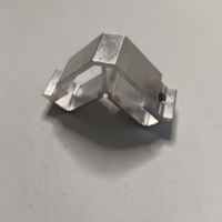 Tengshuo 6063-T5 Support d'angle monobloc en aluminium moulé sous pression, moderne, durable et robuste, à 90 degrés, avec vis, pour cadre de fenêtre, de porte et de maison