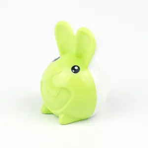 安いプラスチック製のウサギの形カラフルなカスタムロゴ印刷鉛筆削り販売のための動物の形をした鉛筆削り