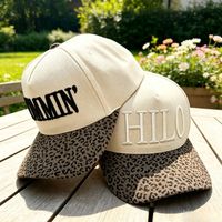 Gorra de Béisbol con Logotipo Personalizado OEM de Fábrica, Corona Beige, Visera con Estampado de Leopardo, Gorro Deportivo Informal