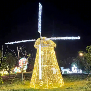 Éclairage répétitif à motif de moulin à vent de Noël pour les rues, les places et les installations festives coordonnées - Product Image 1