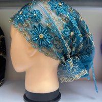 2025 Premium kerudung ekor ikan Islami topi buatan tangan manik-manik renda syal bunga Jacquard bordir Dobby gaya pinggiran dibuat poliester
