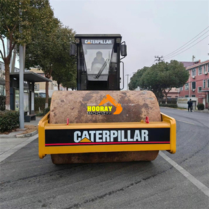 Rouleau vibratoire Caterpillar CS-683E d'occasion, modèle 2020, origine USA, tambour simple, poids 18800 kg, moteur diesel - Product Image 2