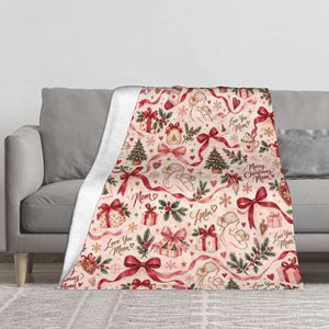 Manta de lujo suave y cálida con estampado de renos navideños para decoración del hogar en invierno, ideal como regalo. - Product Image 2