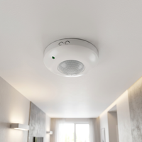 360 °   Détecteur de mouvement PIR à montage au plafond de 6 m, interrupteur à capteur de temps et de luminosité réglable pour le contrôle de l'éclairage intérieur