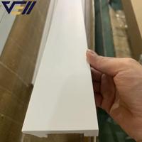 Plinthe de base blanche apprêtée moderne en PS imperméable pour projets intérieurs