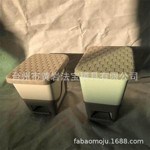 Molde para cesto de basura de plástico para cocina y baño, diseño de moldeo por inyección de una pieza, material P20 - Product Image 1