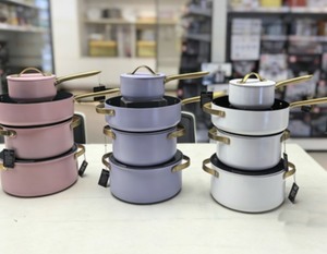 Juego de utensilios de cocina duradero de 7 piezas, <span class=keywords><strong>cacerola</strong></span> de 16 cm, olla grande de 28 cm y sartén profunda antiadherente para todo tipo de estufas, Fábrica Jinhua - Product Image 4