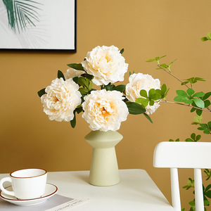 Flores de Peonía Artificiales Ruilisi, 5 Cabezas, Flor de Seda Blanca, Decoración para Bodas y Hogar - Product Image 1