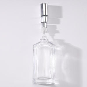 Vente directe d'usine, design unique, flacon de parfum en verre transparent carré plat de 100 ml avec vaporisateur fin et couvercle - Product Image 6