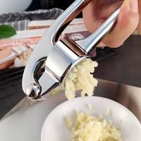 Nouveau design d'articles de cuisine professionnels Outils pour légumes Presse-ail Rocker