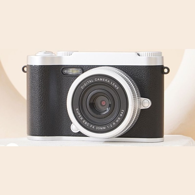 Retro CCD Digital Camera 4K HD Portable Support Photos Transfer to Phone Vintage Recording Compact Point Shoot Camera A0060