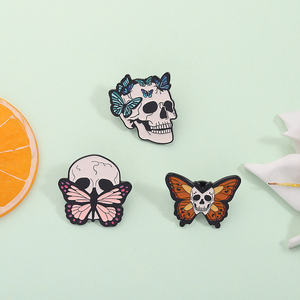 Gothic bướm Skeleton Trâm men pins Halloween Punk hộp sọ Thiết kế kim loại ve áo phù hiệu đồ trang sức bán buôn - Product Image 2